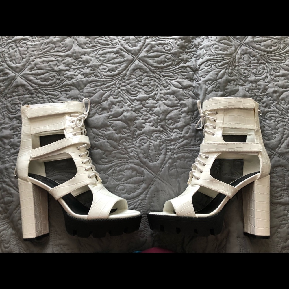 Dolls kill white boots
